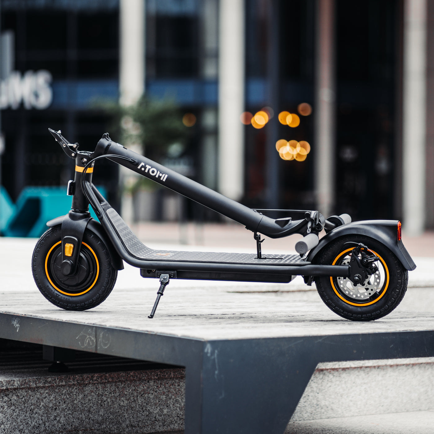 Atomi  E30 Electric Scooter